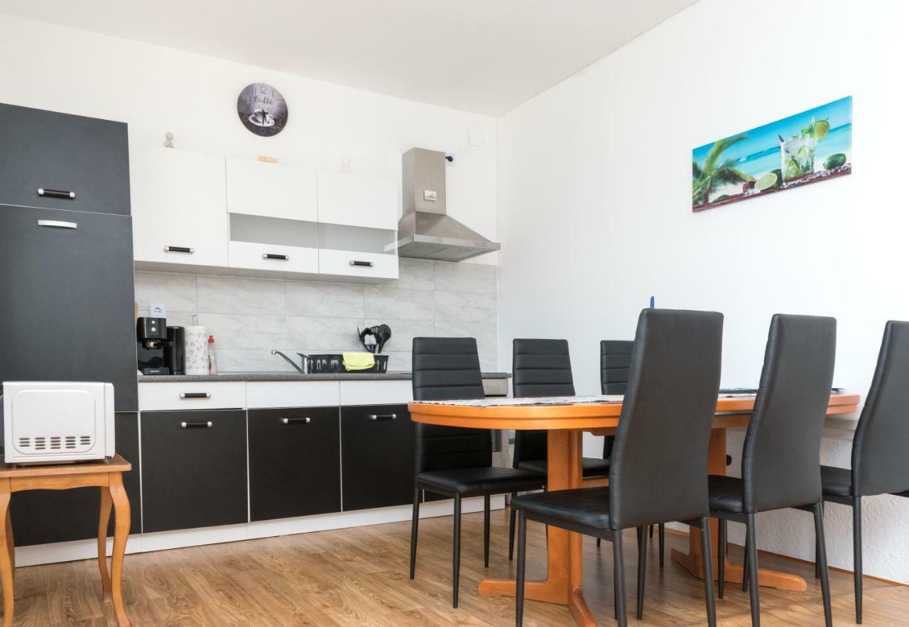 Apartment Rora Žaborić Zewnętrze zdjęcie